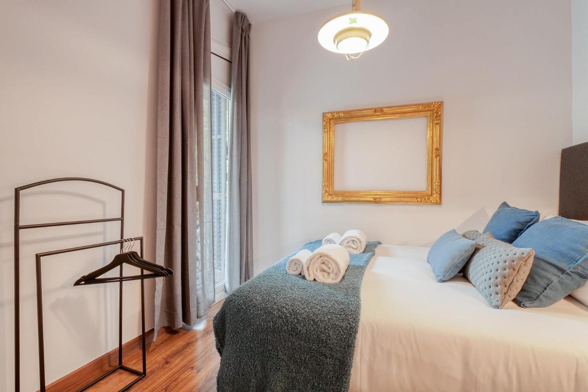 Comte Urgell Apartment Barcelona Ngoại thất bức ảnh